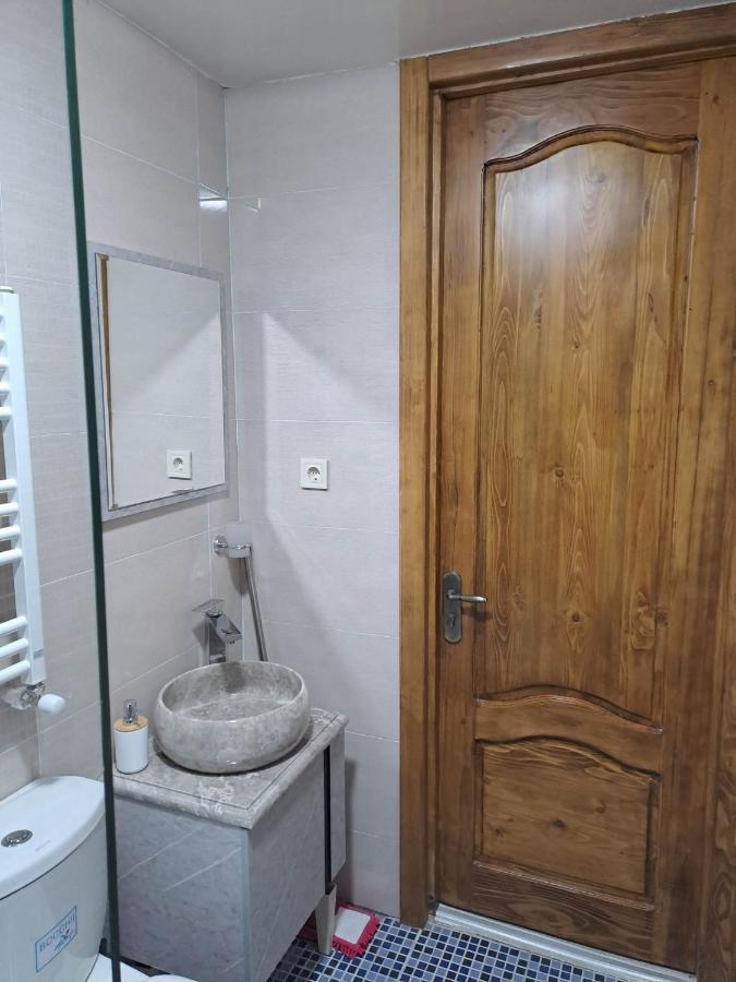 Apartment On Xancteli Tbilisi Exterior foto